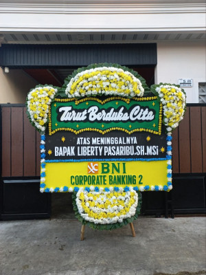 Papan Bunga Duka di Rintis